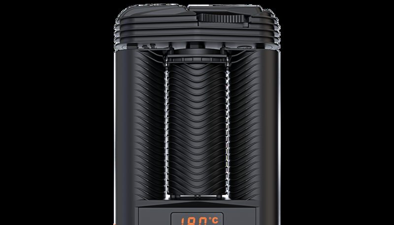 เครื่อง Storz & Bickel Mighty+ แสดงหน้าจอ "Err 04" บนหน้าจอ LCD